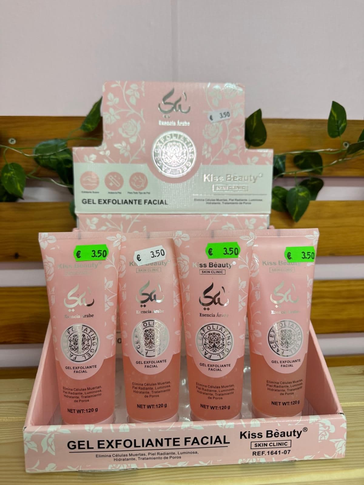Exfoliante facial yara